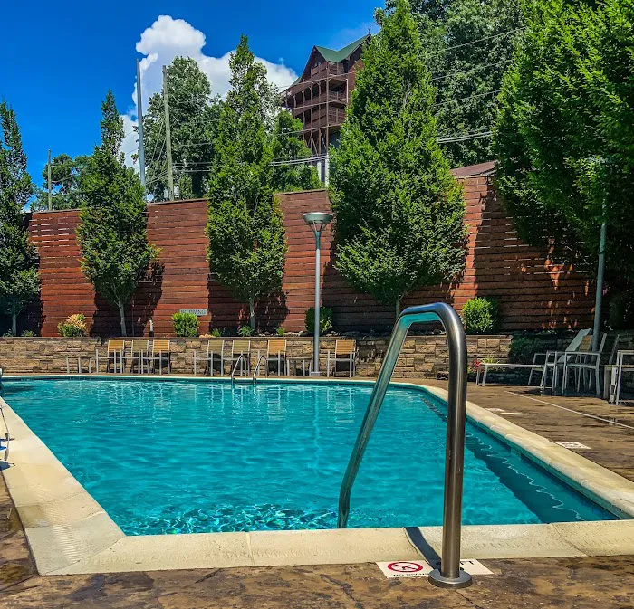 Fairfield Inn & Suites Gatlinburg Downtown 4