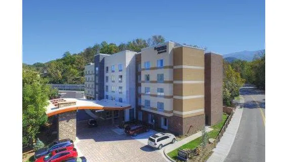 Fairfield Inn & Suites Gatlinburg Downtown 4