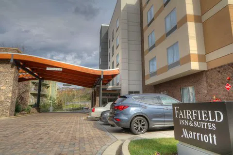 Fairfield Inn & Suites Gatlinburg Downtown 4