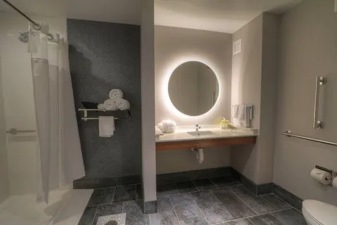 Fairfield Inn & Suites Gatlinburg Downtown 4
