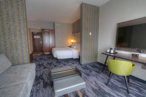 Fairfield Inn & Suites Gatlinburg Downtown 4