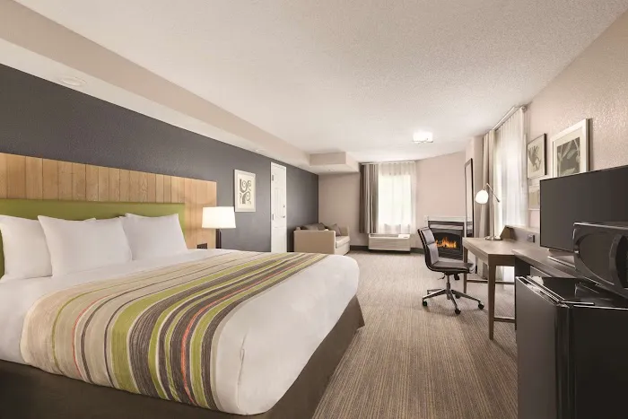 Country Inn & Suites by Radisson, Pigeon Forge South, TN 4