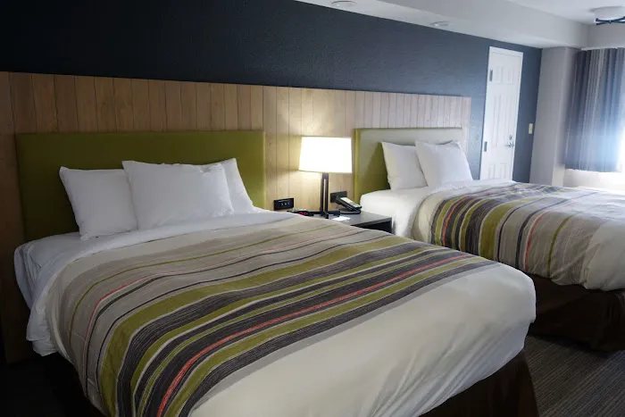 Country Inn & Suites by Radisson, Pigeon Forge South, TN 4