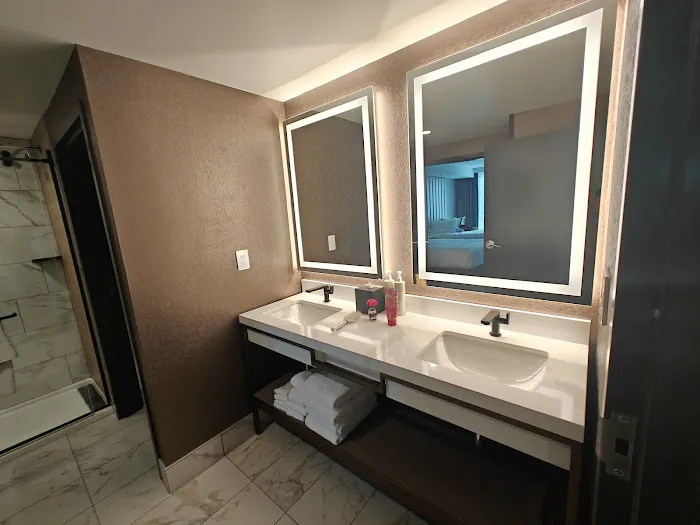 Embassy Suites by Hilton Pigeon Forge Resort 4