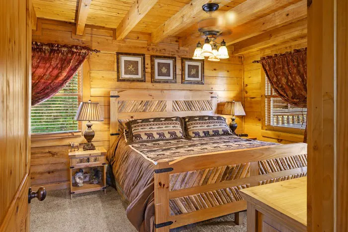 Ain't Moose Behavin Cabin Rental 4