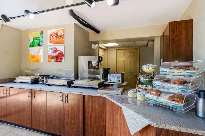 Quality Inn & Suites Sevierville - Pigeon Forge 4