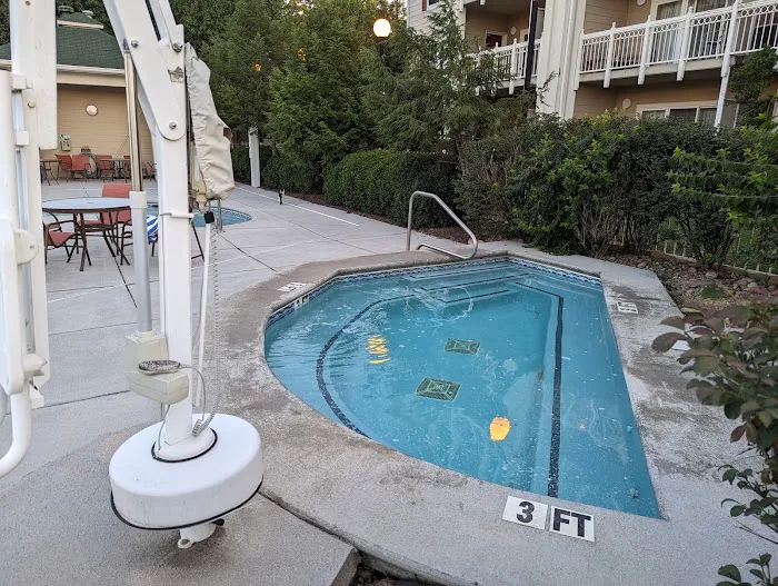 Sunrise Ridge Resort 4