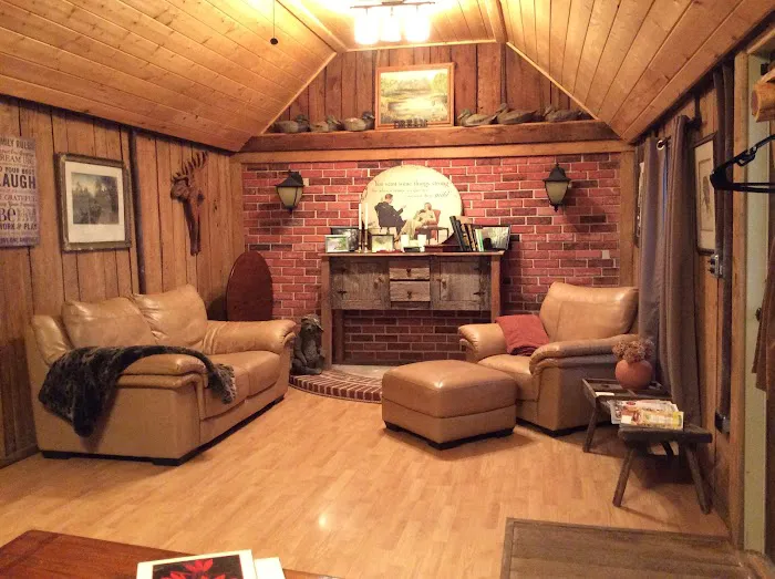 Holyfield Cabin and Bunkhouse 4