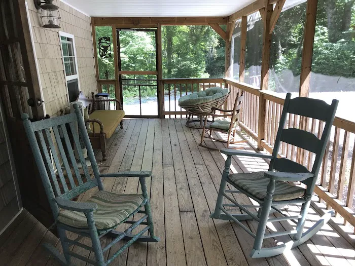 Holyfield Cabin and Bunkhouse 4
