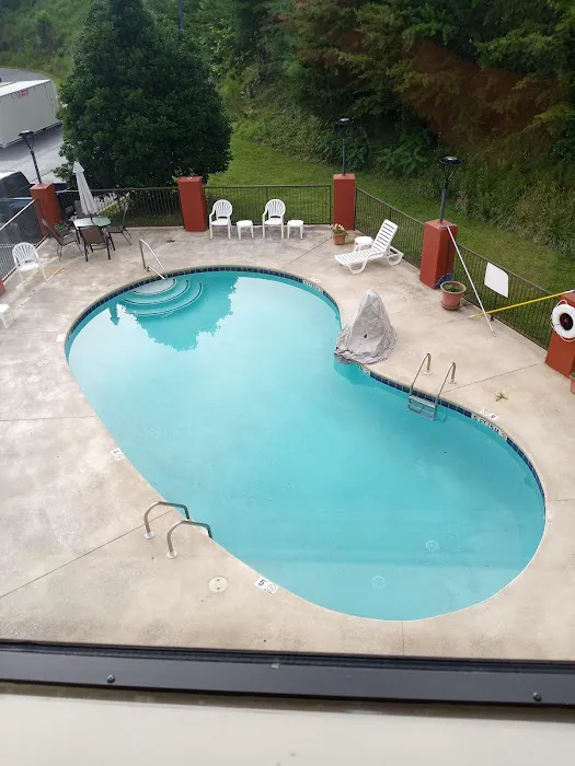 Comfort Inn North of Asheville 4