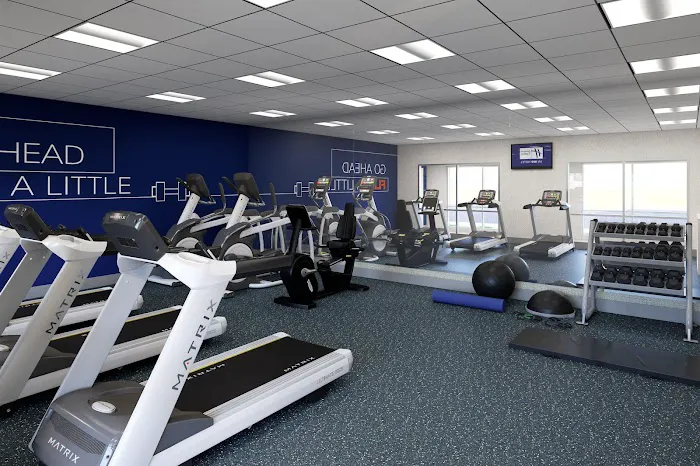 Holiday Inn Express Asheville - Woodfin by IHG 4