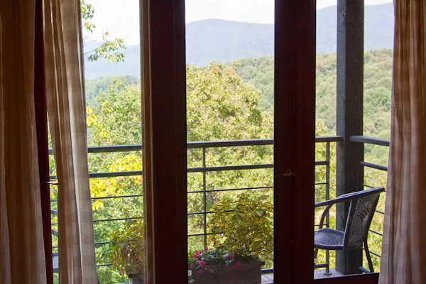 SoHum Mountain Healing Resort 4