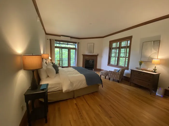 SoHum Mountain Healing Resort 4