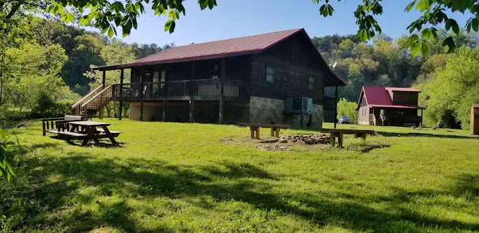 Country Life Cramers Creekside Cabin 4