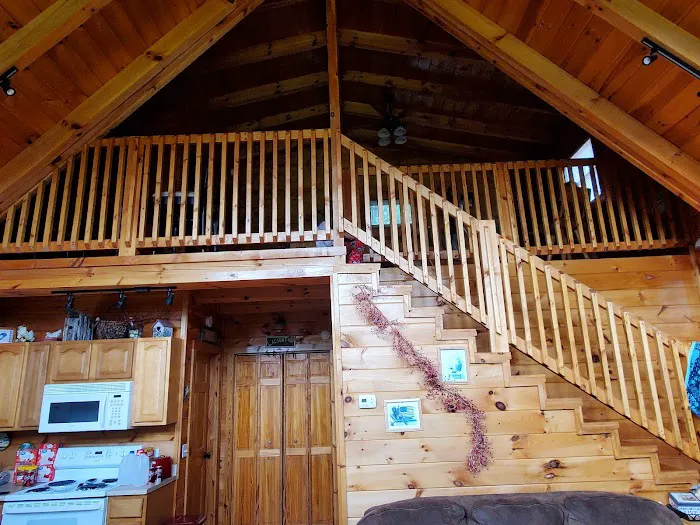 Country Life Cramers Creekside Cabin 4