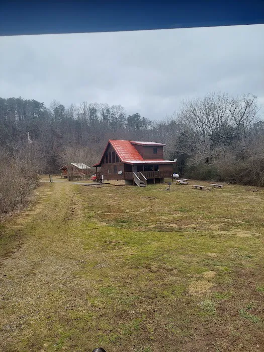 Country Life Cramers Creekside Cabin 4