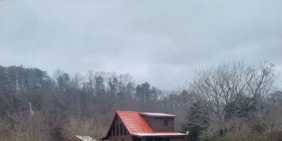 Country Life Cramers Creekside Cabin