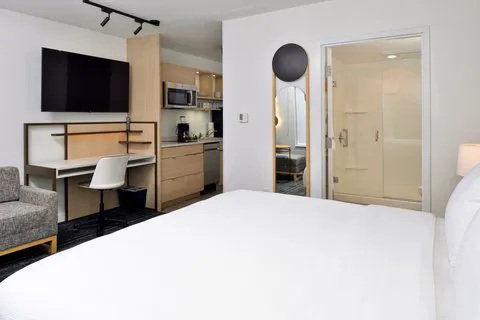 TownePlace Suites Asheville Downtown 4