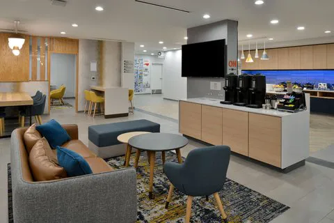 TownePlace Suites Asheville Downtown 4
