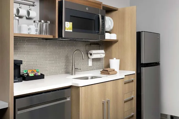 Home2 Suites by Hilton Asheville Biltmore Village 4