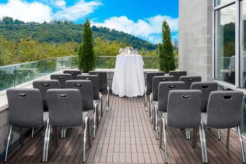 Aloft Asheville Downtown 5