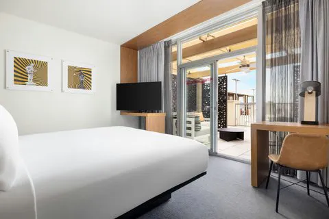 Aloft Asheville Downtown 5