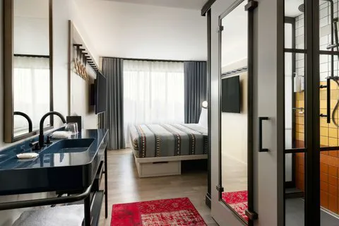 Moxy Asheville 5