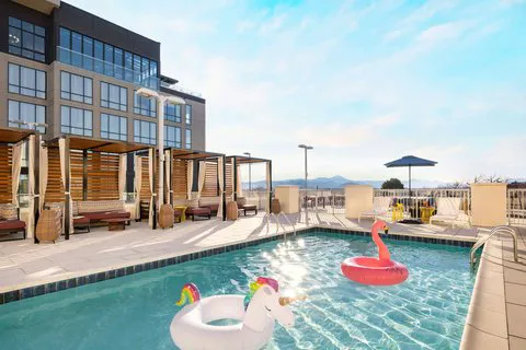 Moxy Asheville 5