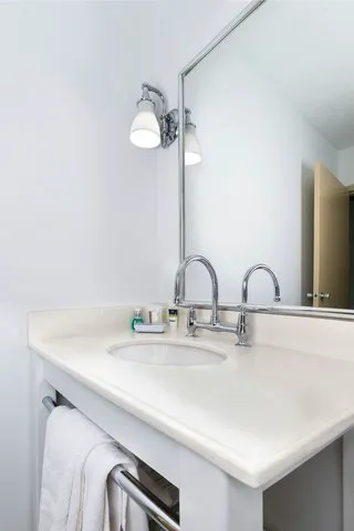 Four Points by Sheraton Asheville Downtown 4