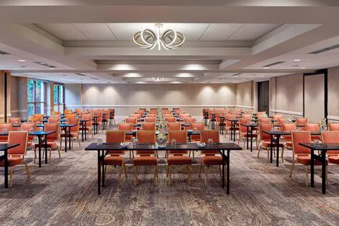 Renaissance Asheville Downtown Hotel 4