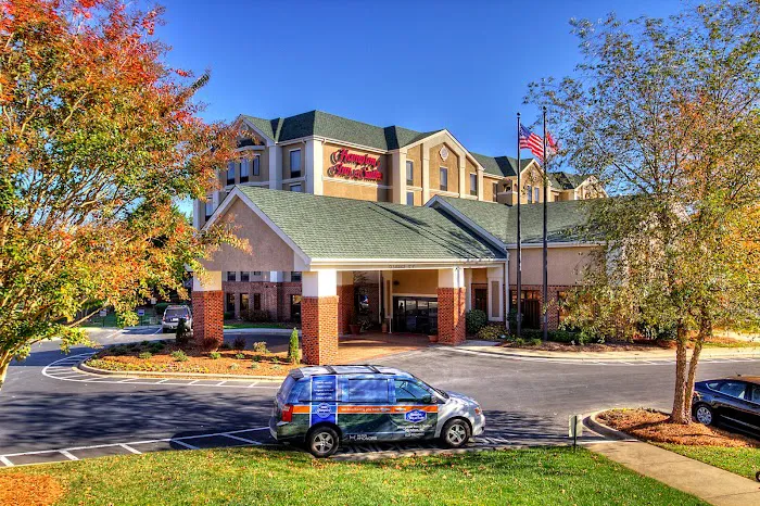 Hampton Inn & Suites Asheville Airport 4