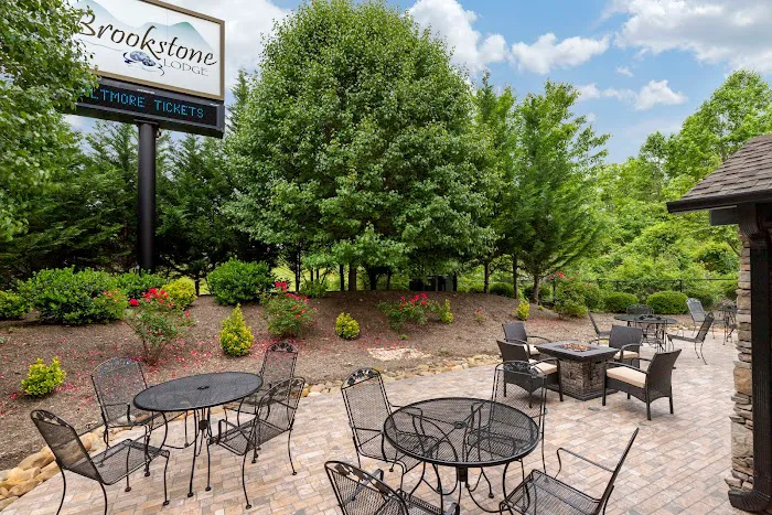 Brookstone Lodge 4
