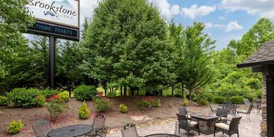 Brookstone Lodge