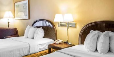 Rodeway Inn & Suites