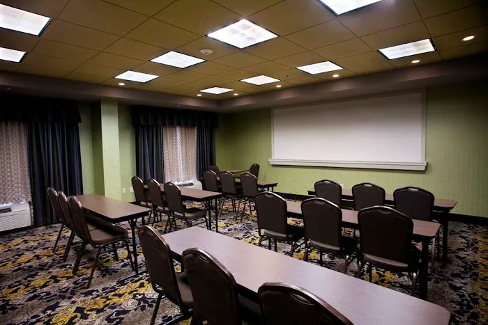 Hampton Inn Carrollton 4