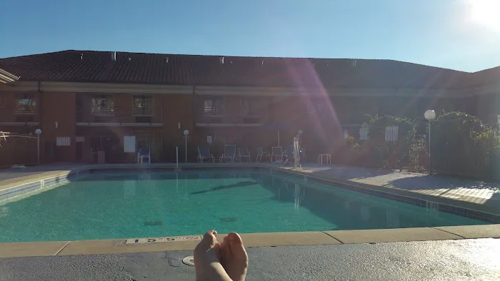 Quality Inn & Suites 4