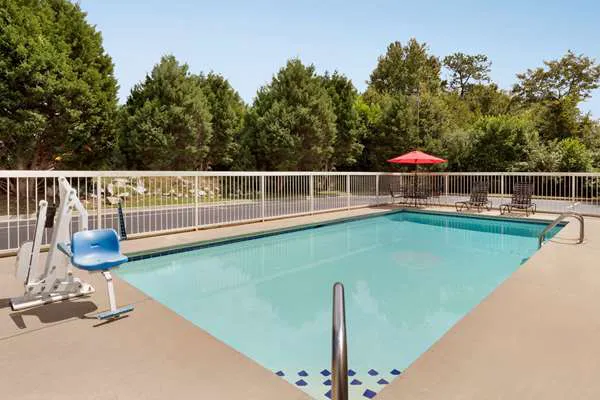 Baymont by Wyndham Grovetown Augusta 4