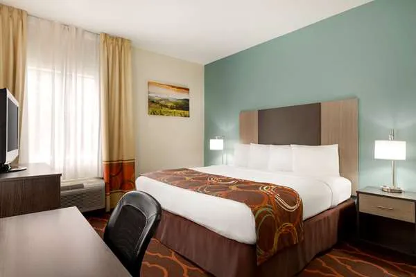 Baymont by Wyndham Grovetown Augusta 4