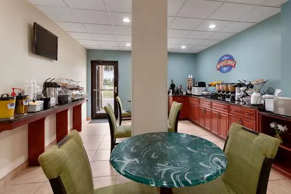 Baymont by Wyndham Grovetown Augusta 4