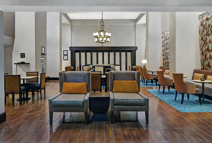 Hampton Inn & Suites Augusta West 4