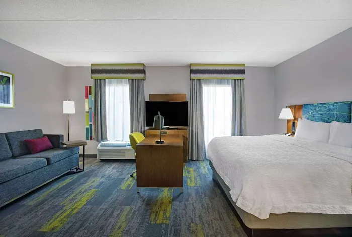 Hampton Inn & Suites Augusta West 4