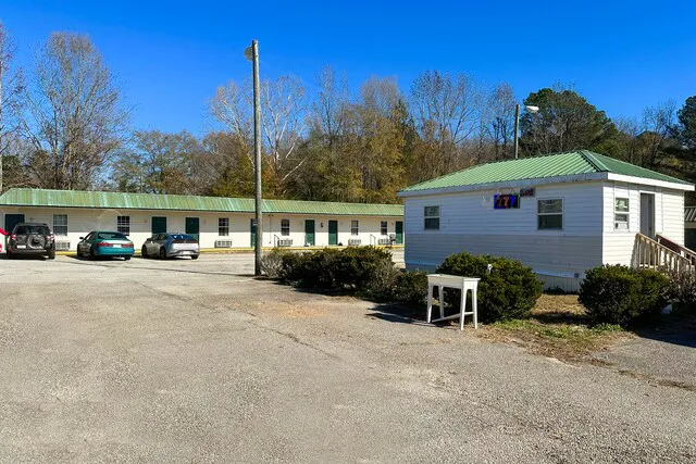 Sparta Seven Motel By OYO near Milledgeville 4