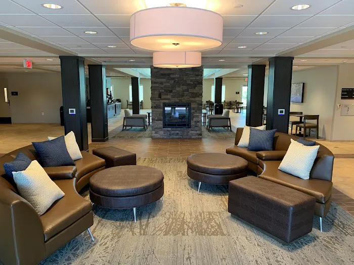 Candlewood Suites Building 38300 5