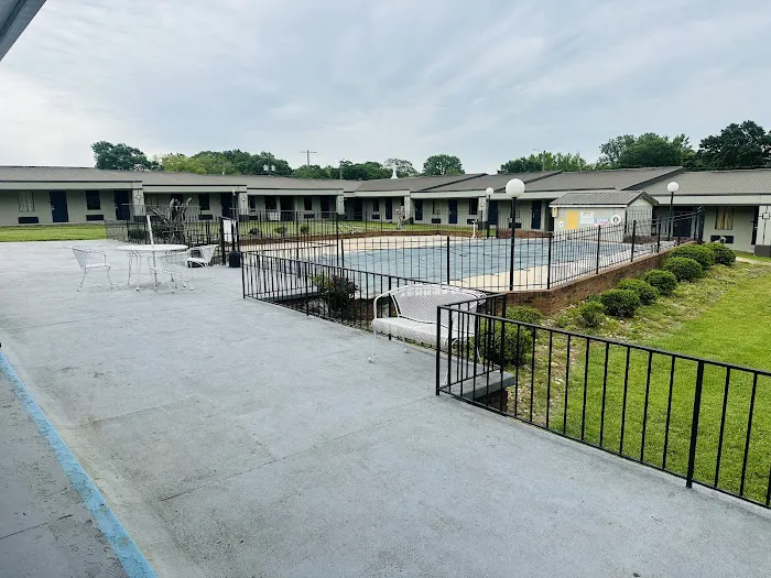 Governors Inn 4