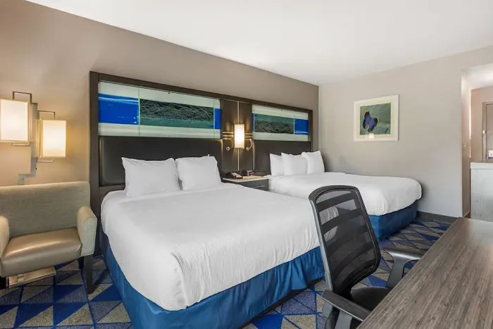 Best Western Plus Spartanburg 4
