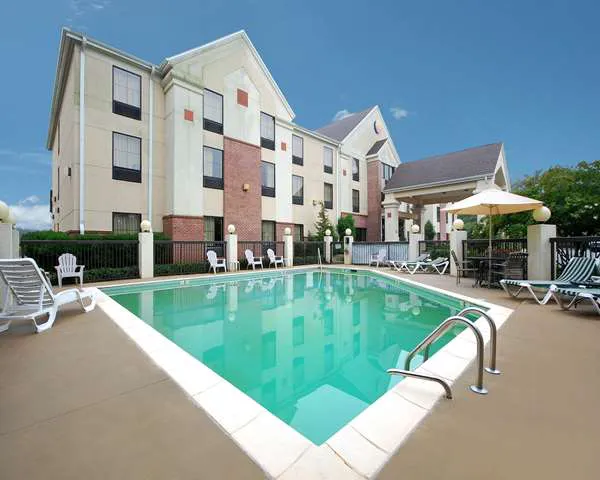 Comfort Inn & Suites at I-85 4