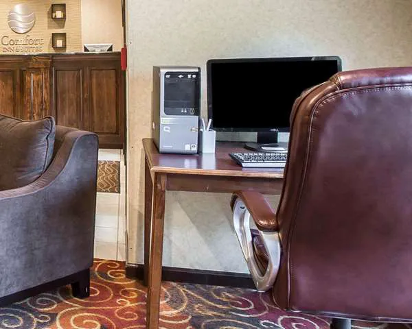 Comfort Inn & Suites at I-85 4