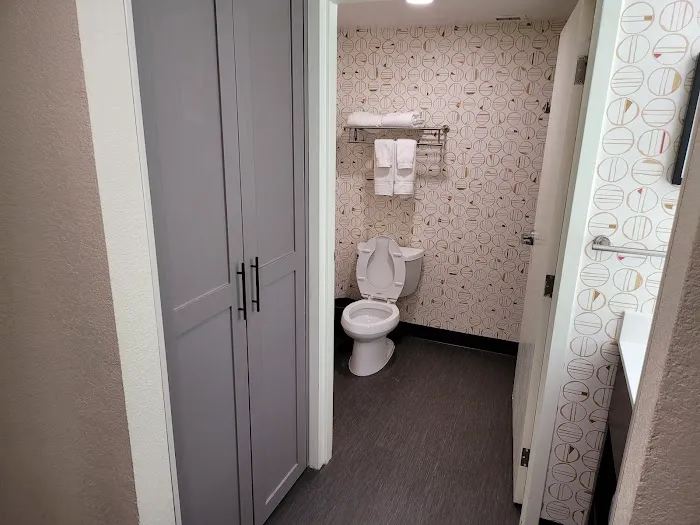 Holiday Inn Spartanburg Northwest 4