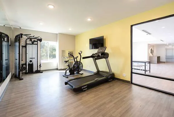 ECHO Suites Extended Stay by Wyndham Spartanburg 4