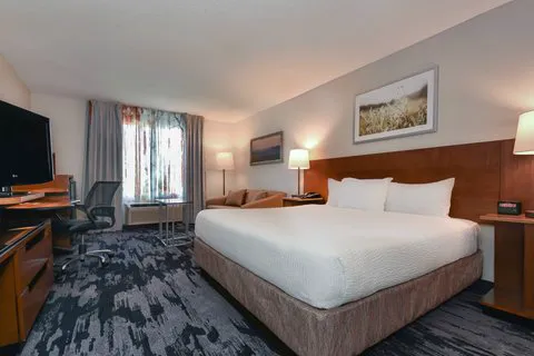 Fairfield by Marriott Inn & Suites Columbia Harbison 4
